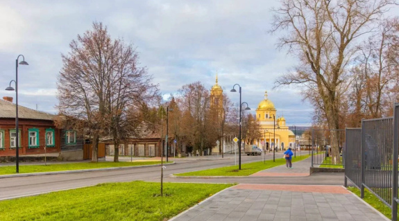 Благоустройство скверов и Летнего сада